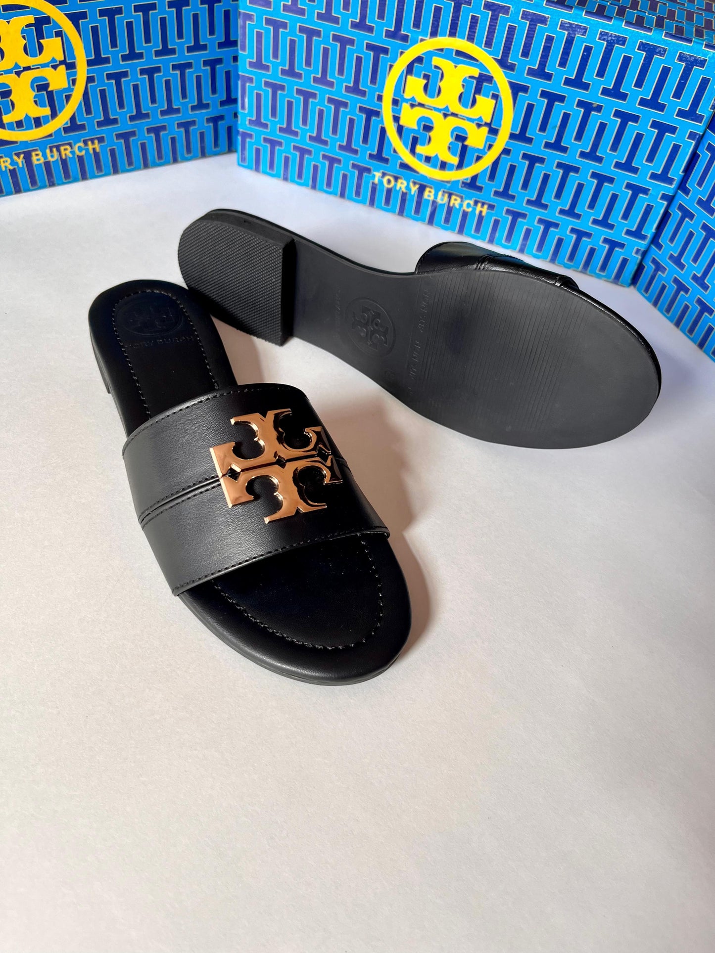 TORYBURCH TWO TONE SLIPPERS