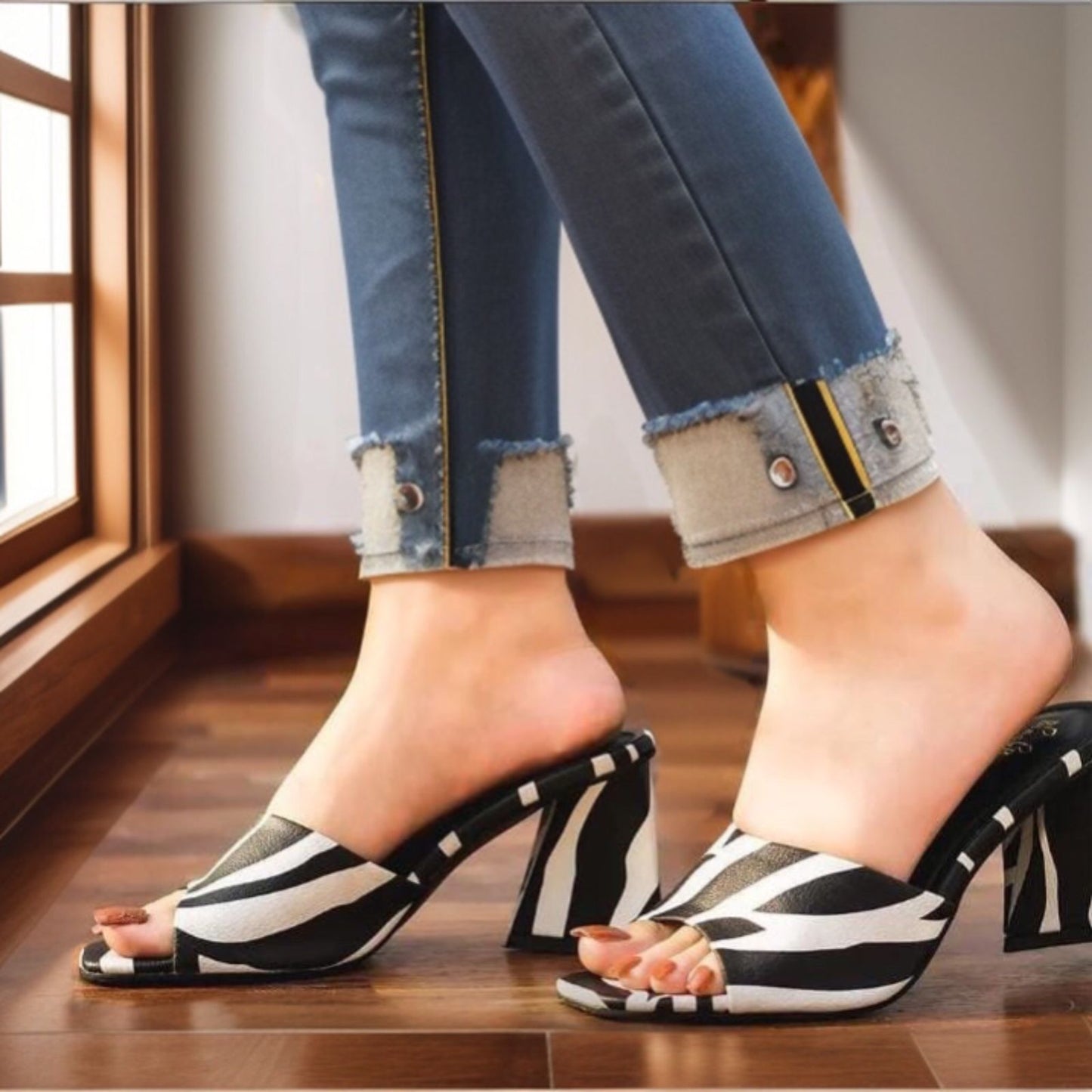 ZEBRA PRINT HEEL