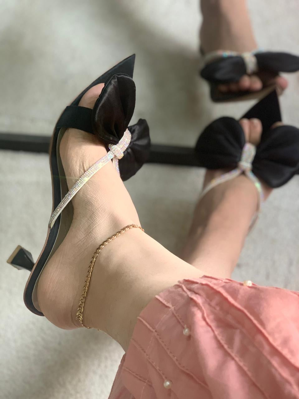 Fancy Bow Heel